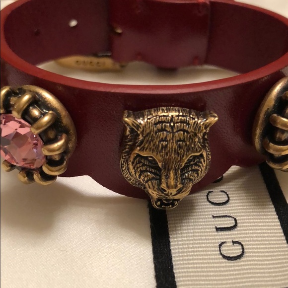 NEW Gucci Red Leather Tiger Head Buckle Bracelet - Picture 3 of 8